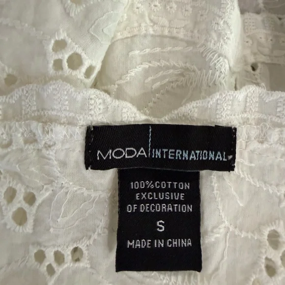 NWOT Mods International Button-down White Lace Camisole Top - Picture 7 of 11
